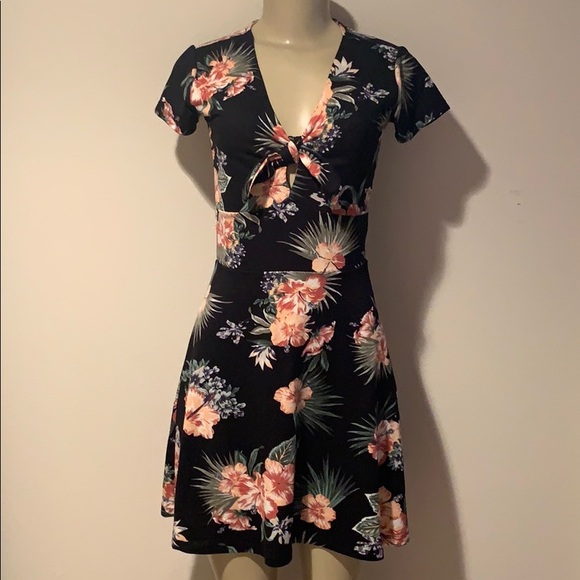 Hot Kiss Dresses & Skirts - Floral print dress